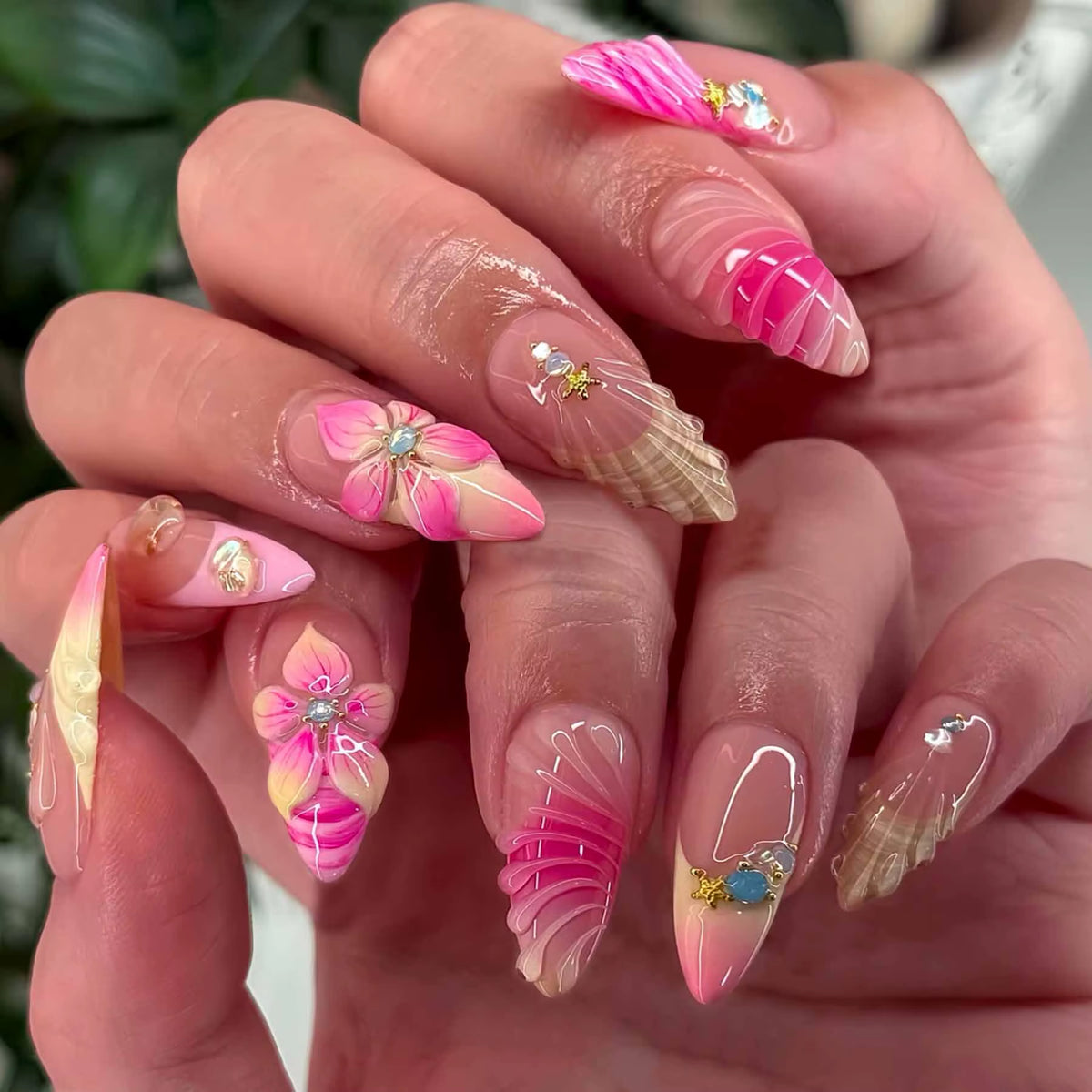 24Pcs Pink Almond False Nails Butterfly Ballet with French Design Wearable Fake Nails Simple Artificial Press on Nails Tips Art