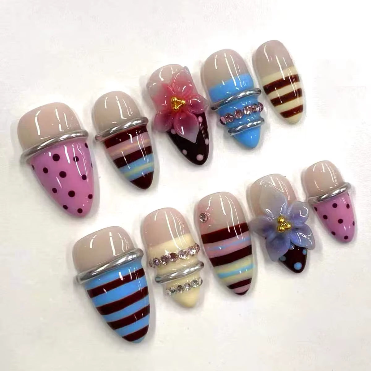 24Pcs Pink Almond False Nails Butterfly Ballet with French Design Wearable Fake Nails Simple Artificial Press on Nails Tips Art