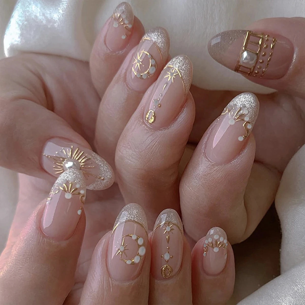 24Pcs French Almond Fake Nails Gold Edge Glitter Press on Nails Swirl Metal Nail Art False Nail Full Cover Nail Tips False Nais
